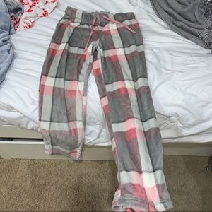 Comfy pink pj bottoms
